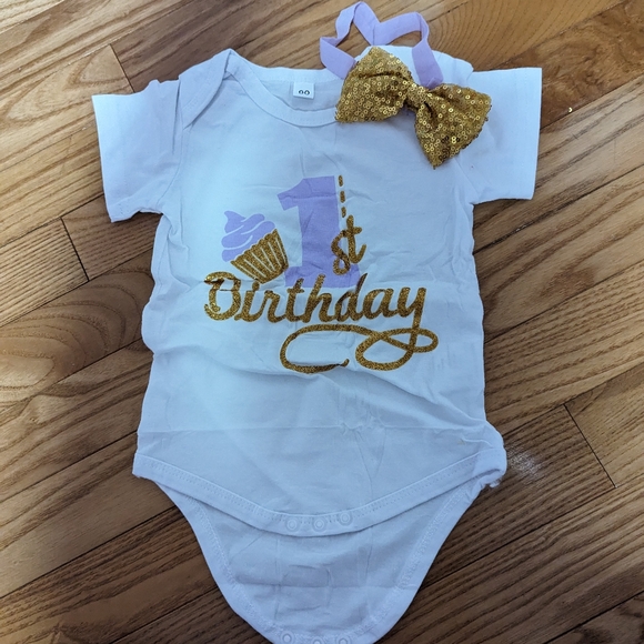 1st Birthday Outfit - Picture 2 of 5